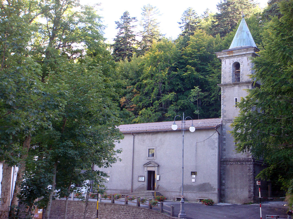 Iglesia San Leopoldo en Abetone Cutigliano