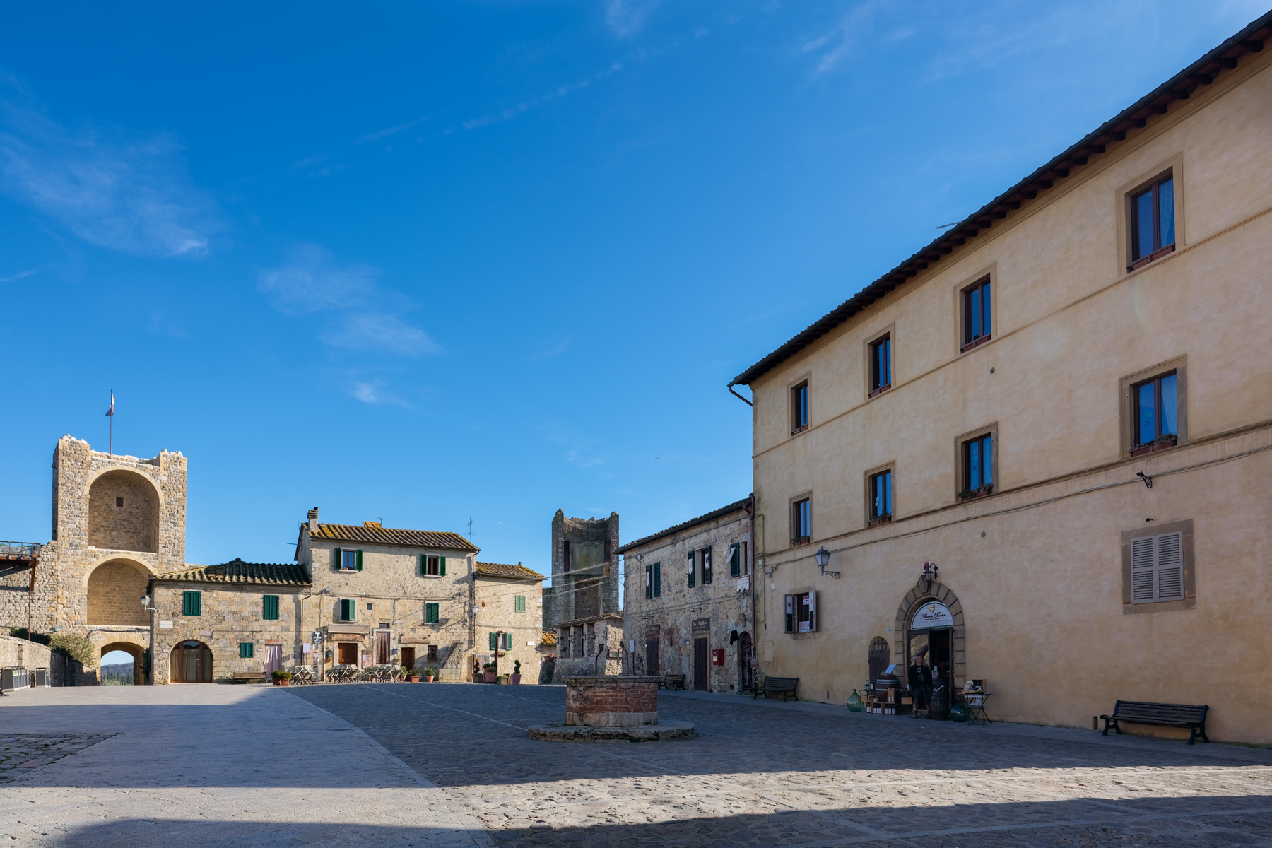 Rooms and wine Bed and breakfast a Monteriggioni