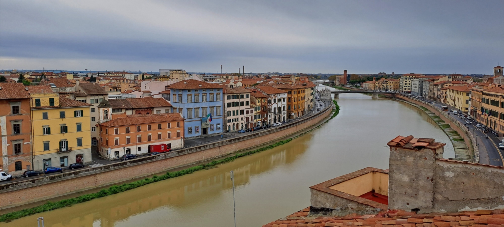 Enjoy a 2-hour small group guided walking tour in Pisa