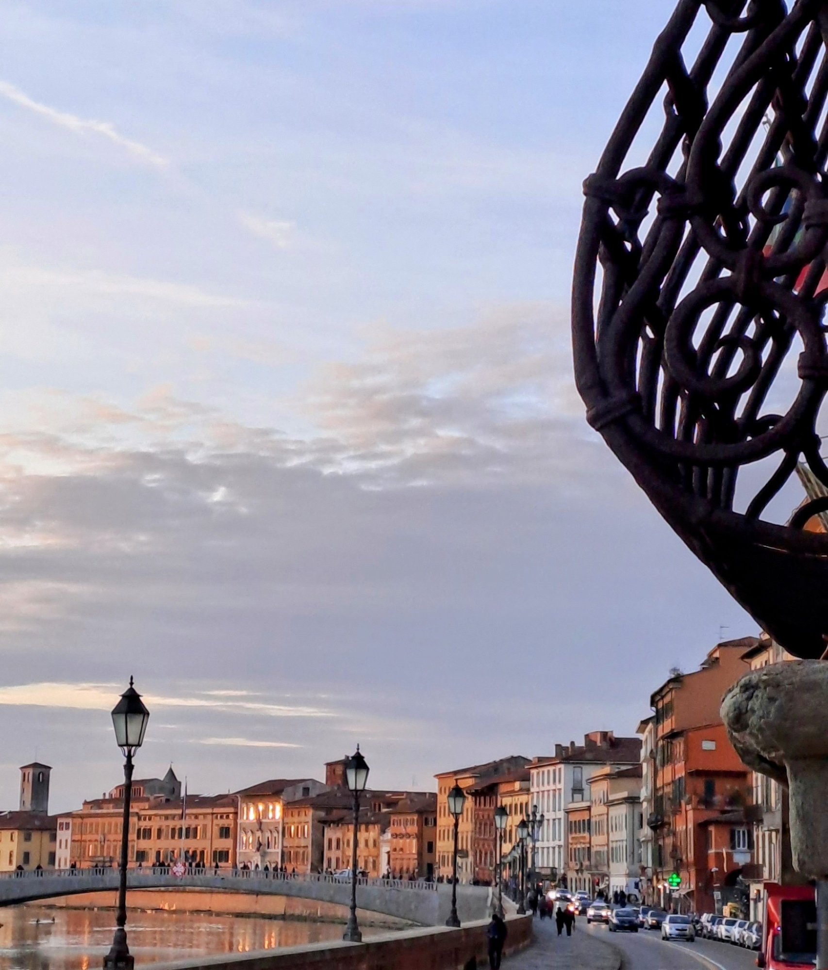 Enjoy a 2-hour small group guided walking tour in Pisa