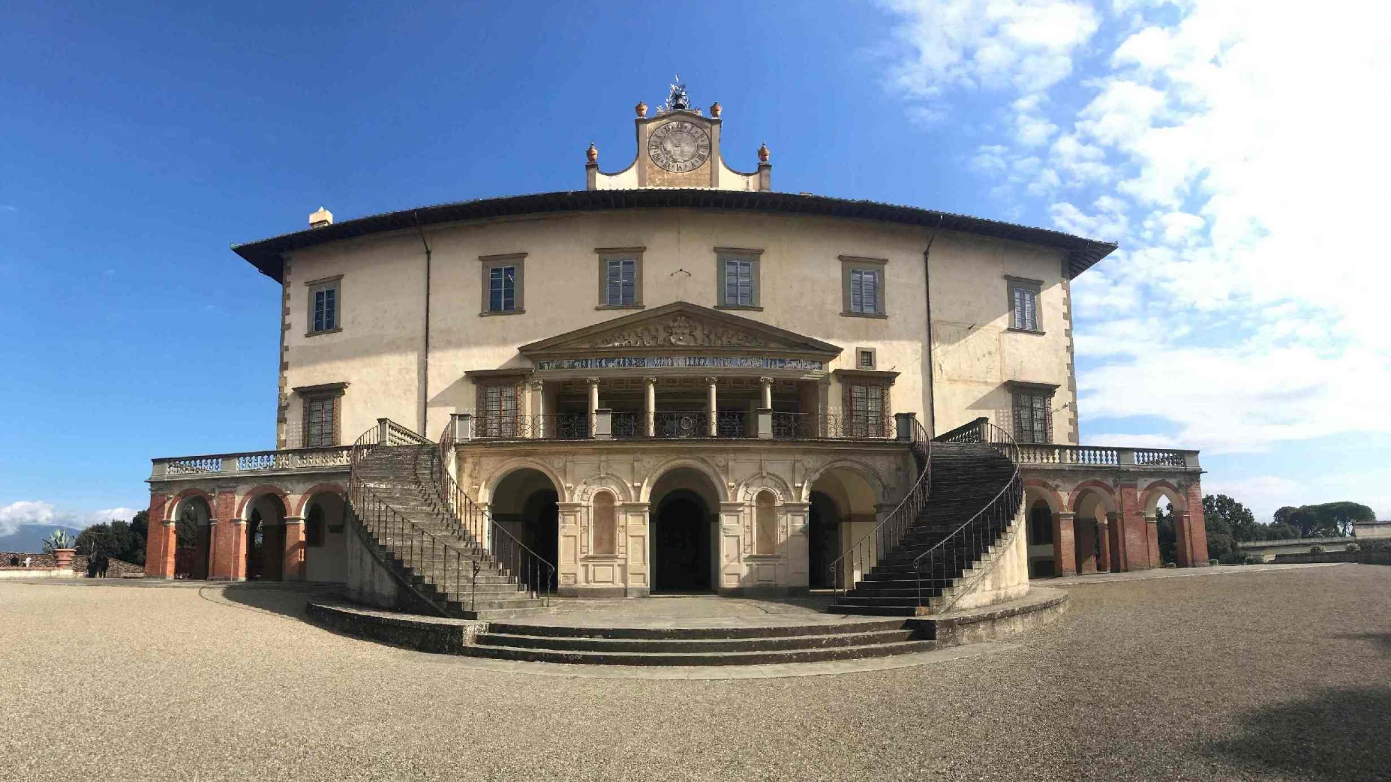 Escursione per scopire la medicea Villa Ambra e Cascine di Tavola