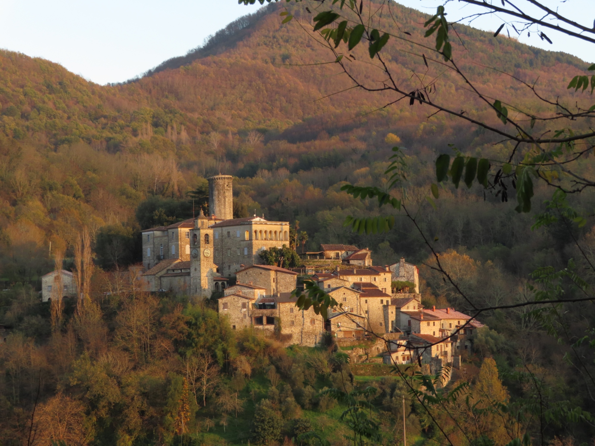 Veduta del borgo di Bagnone