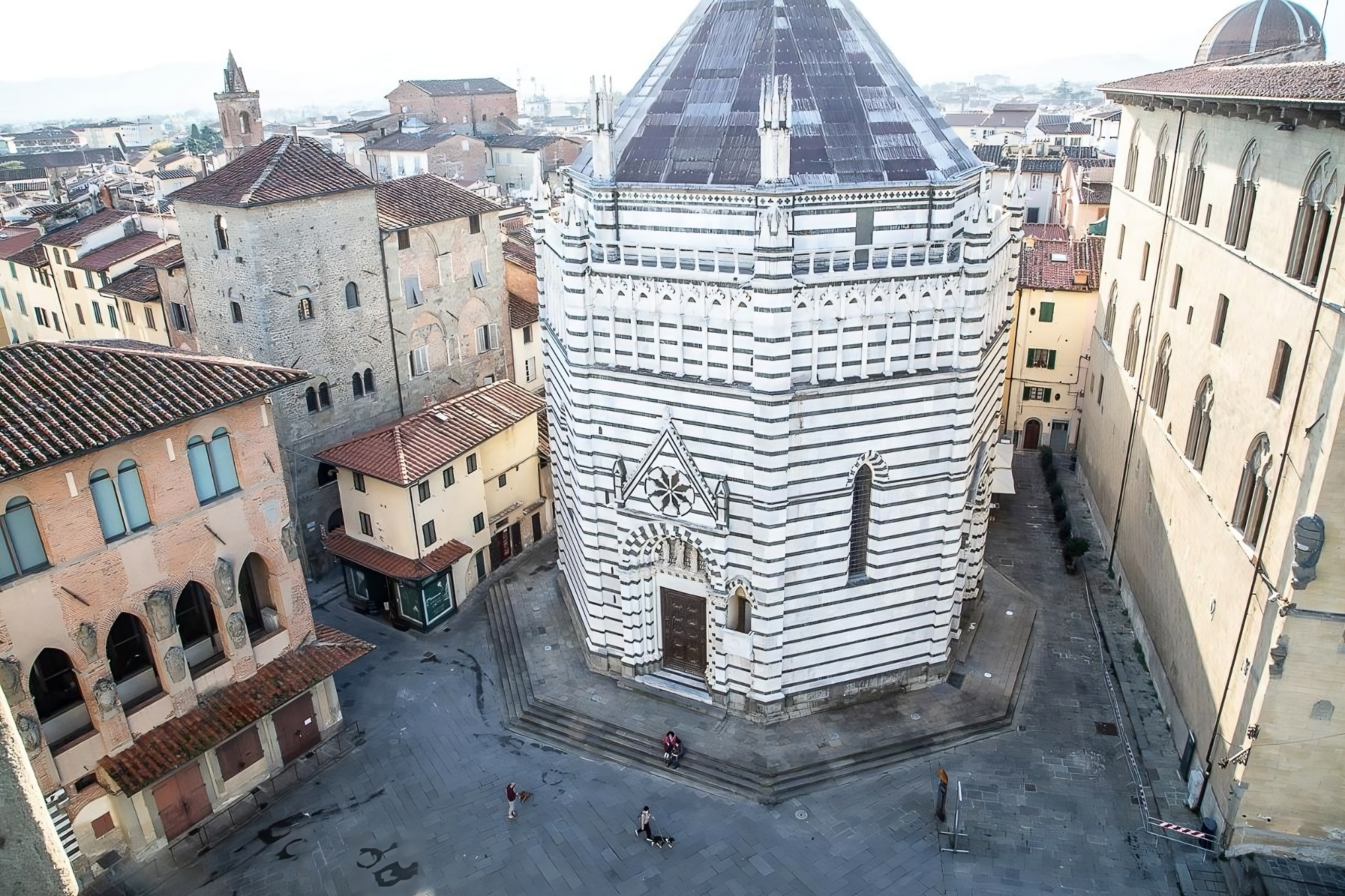 Das Baptisterium San Giovanni in Corte