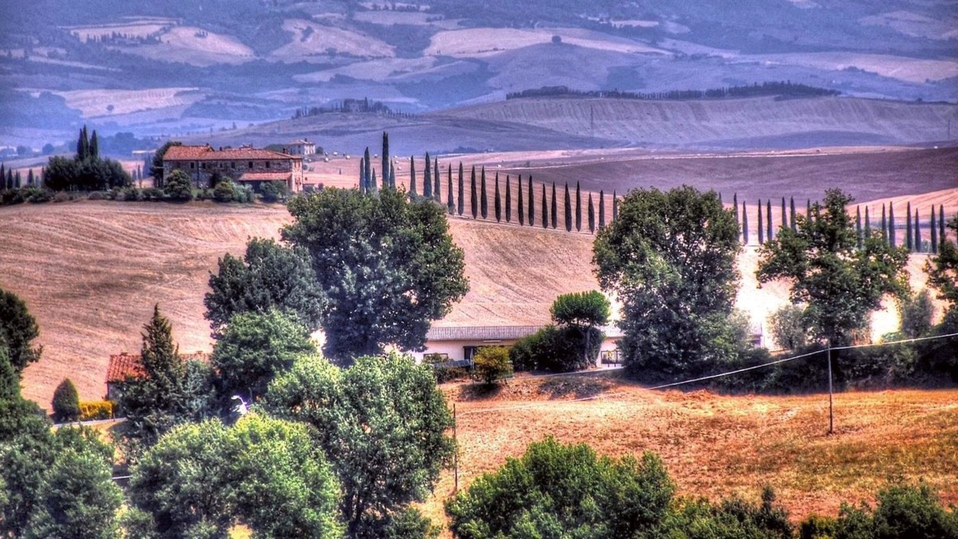 Trekking di 15 km lungo la Via Francigena di Monteriggioni