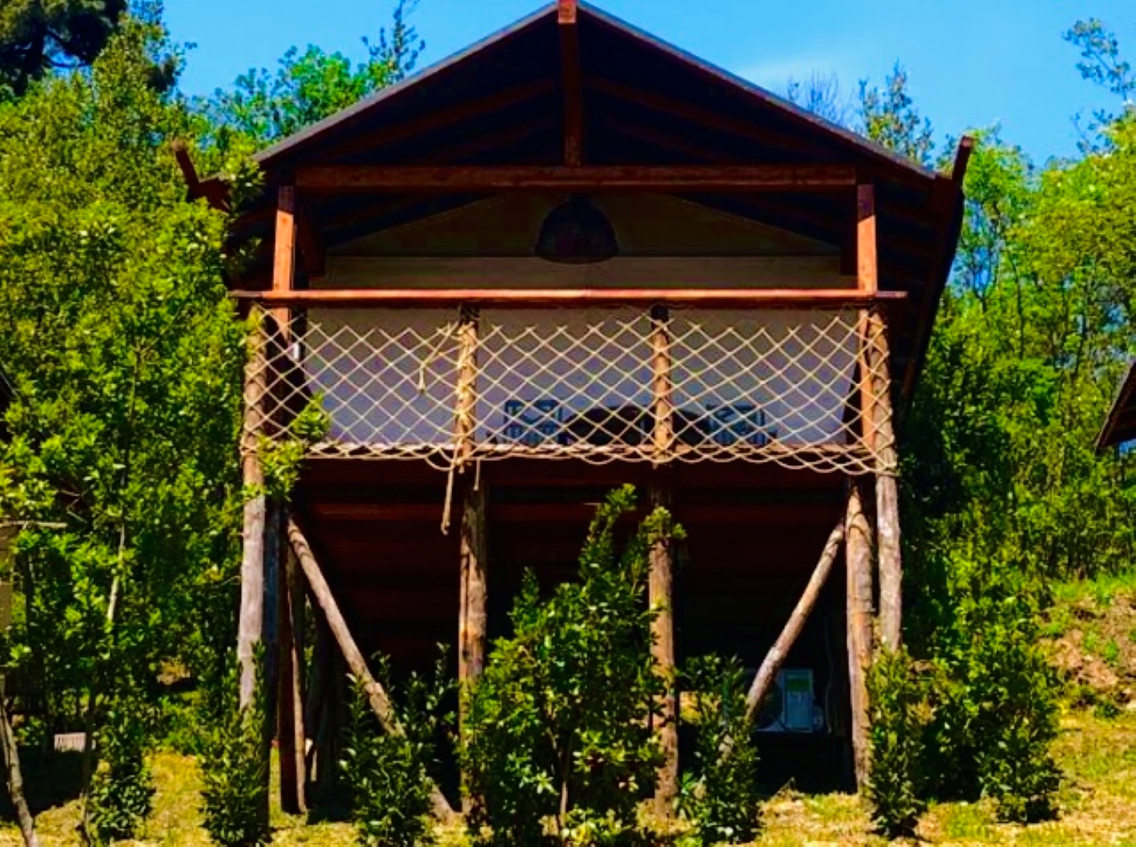 TENDA SU PALAFITTA ESTERNO