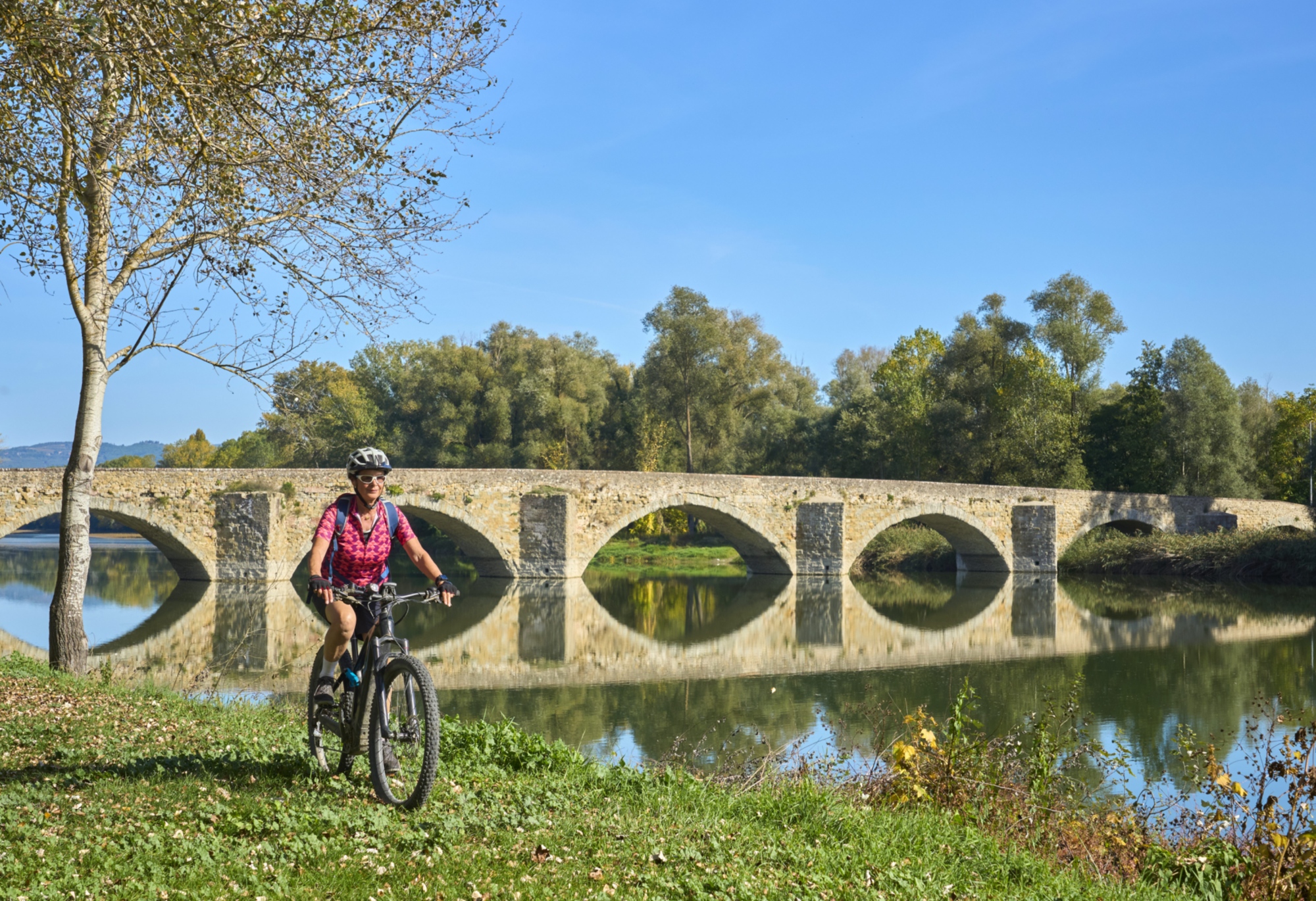 E-bike tour autoguidato da Lucca a Pisa