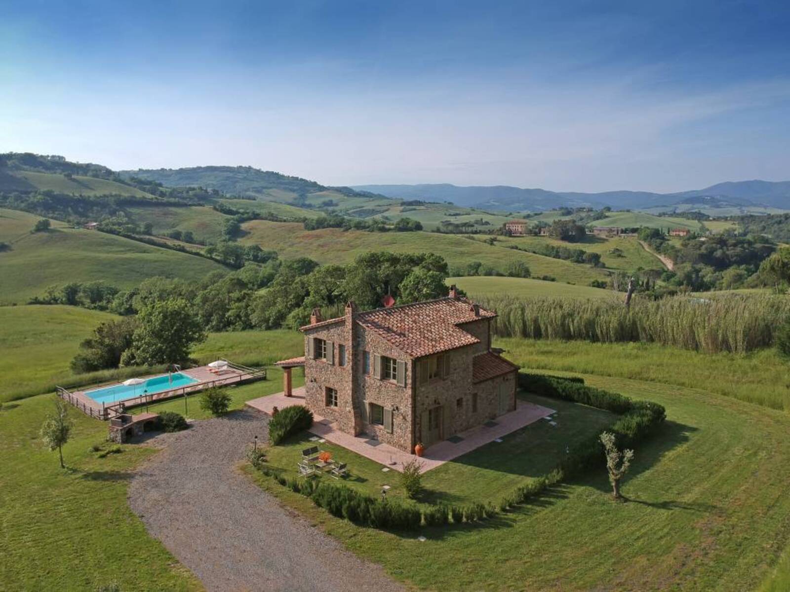 soggiorno estivo toscana podere con piscina fattoria ricrio