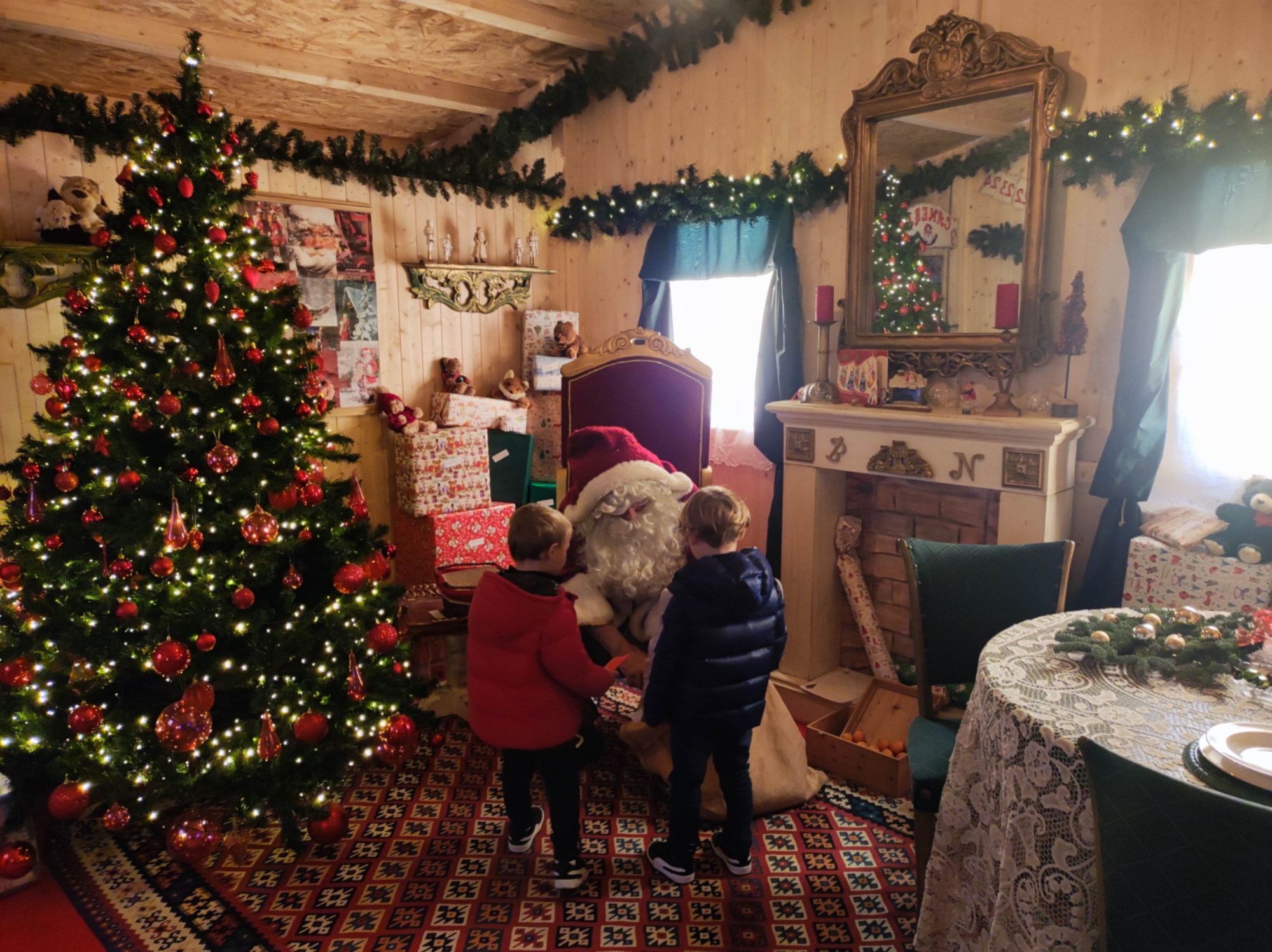 La Casa di Babbo Natale a Massa