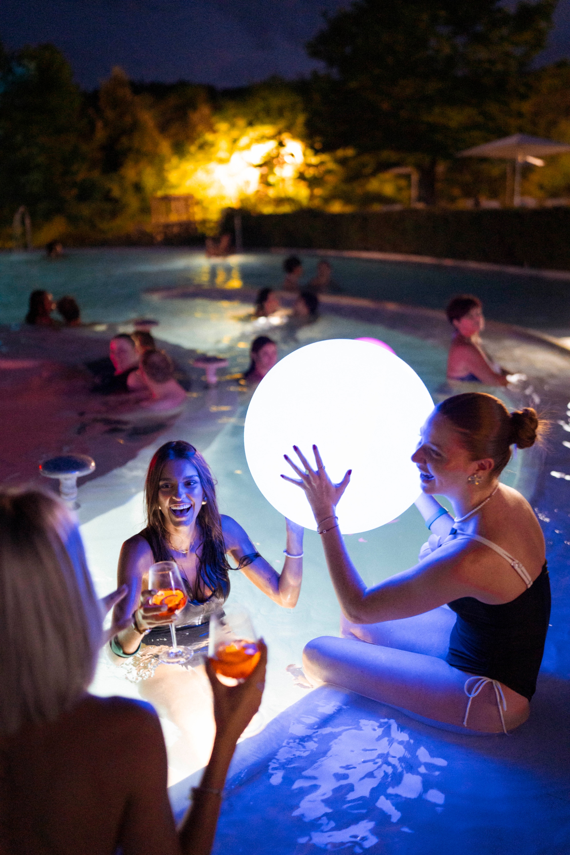 Terme di Notte alla piscine termali Theia con buffet e drink a bordo piscina