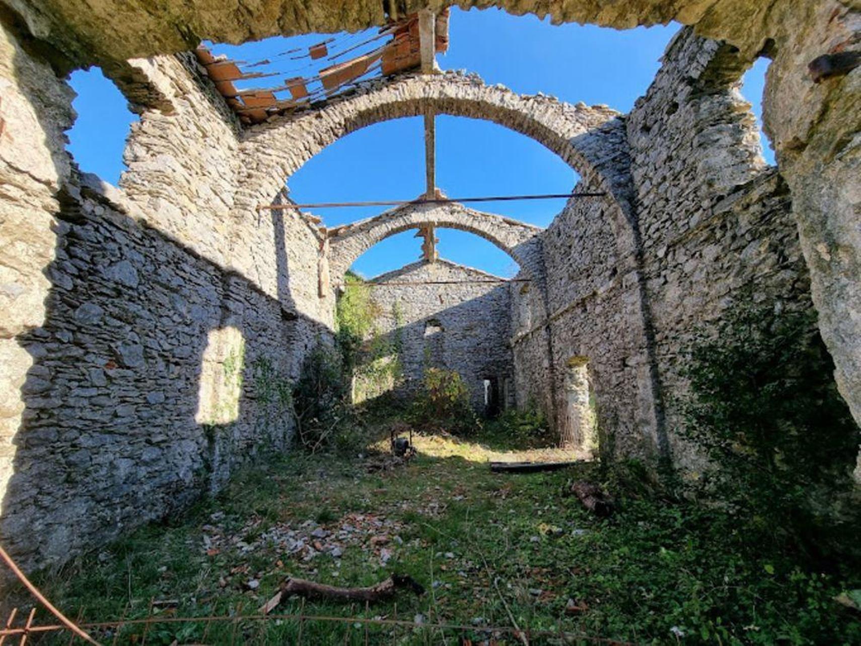 Anello trekking dei Monti Pedone, Prana e Piglione sulle Alpi Apuane meridionali