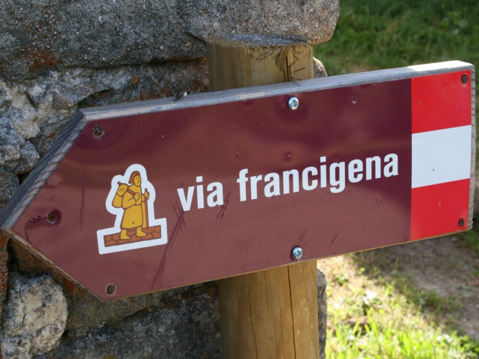 Segnale stradale della Via Francigena