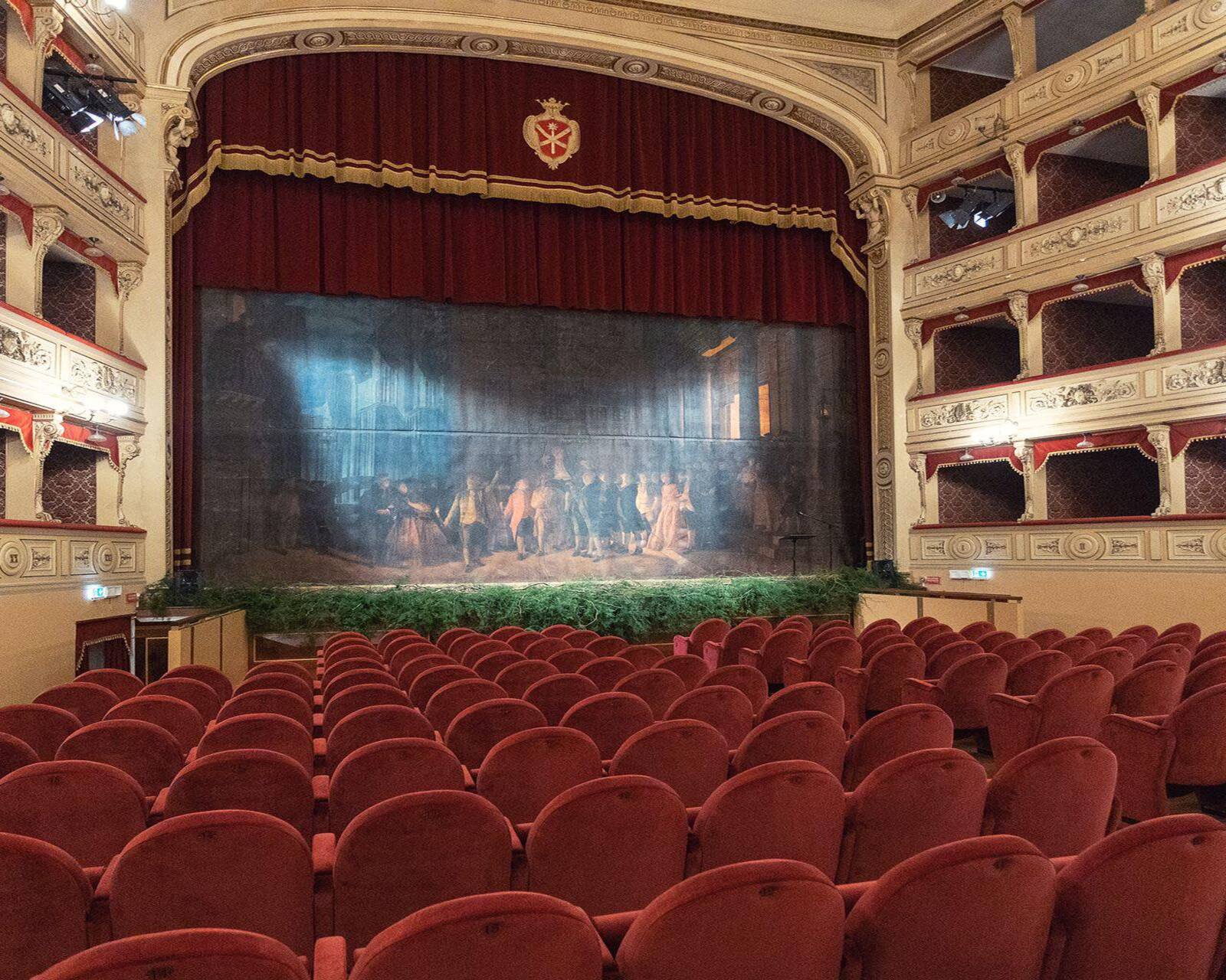 Interno Teatro Guglielmi