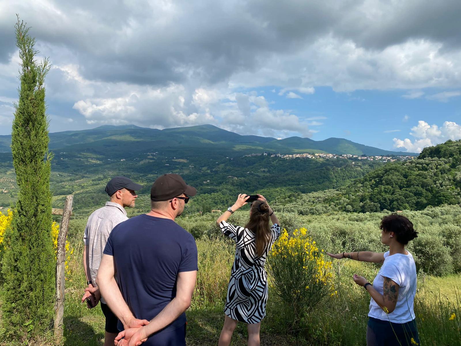 Visita ai Poderi Borselli con degustazione di olio e vino alle pendici del Monte Amiata