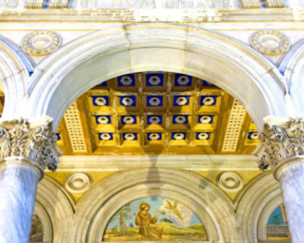 La facciata del Duomo di Massa
