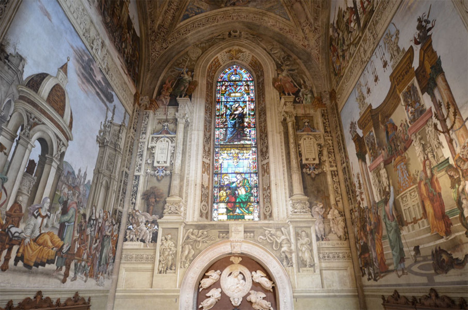 La Capilla Strozzi con los frescos de Filippino Lippi