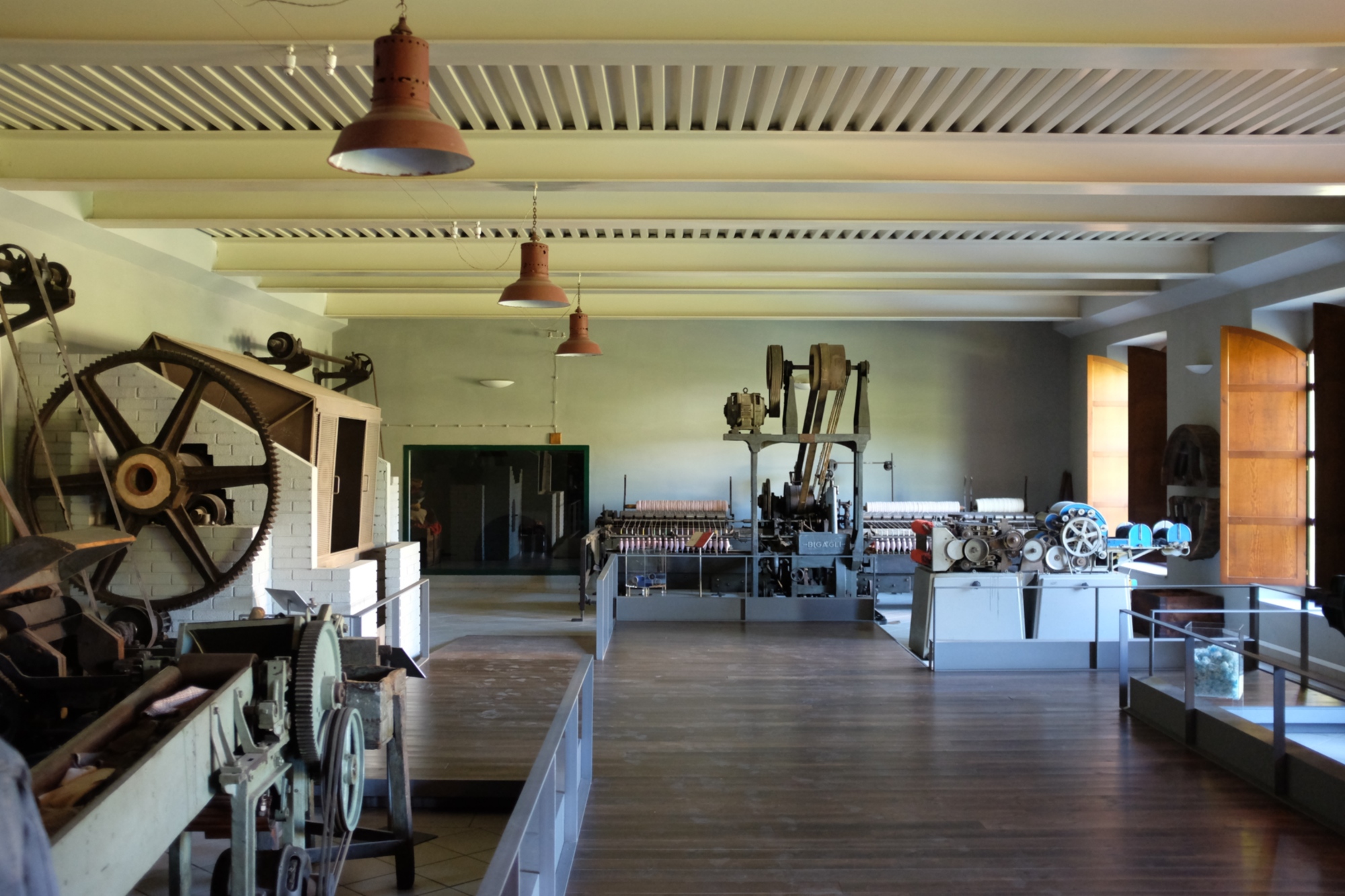 Máquinas Textiles del Museo MuMat