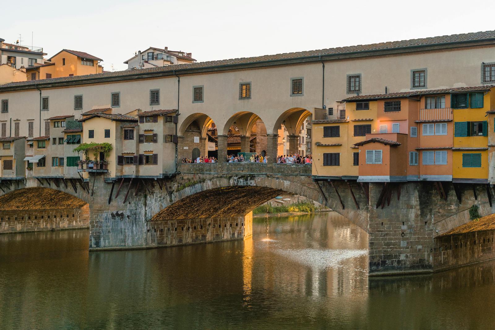 Der Vasarikorridor über dem Ponte Vecchio