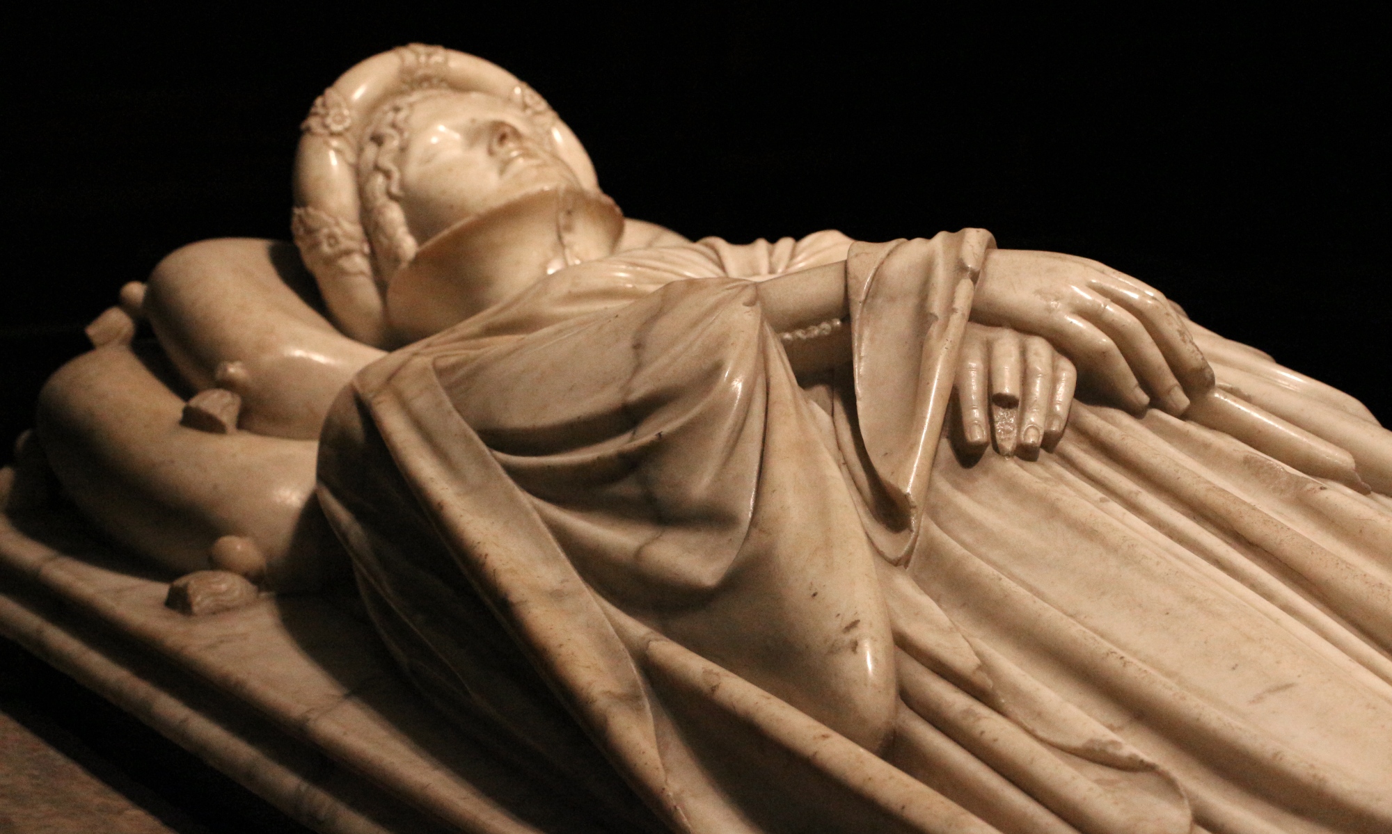 La statua di Ilaria del Carretto
